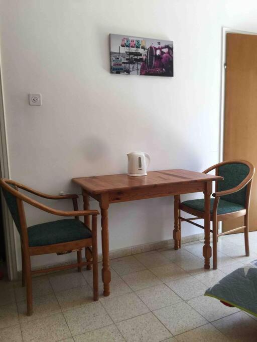 דירות ערד The Little Dorm And Beer מראה חיצוני תמונה