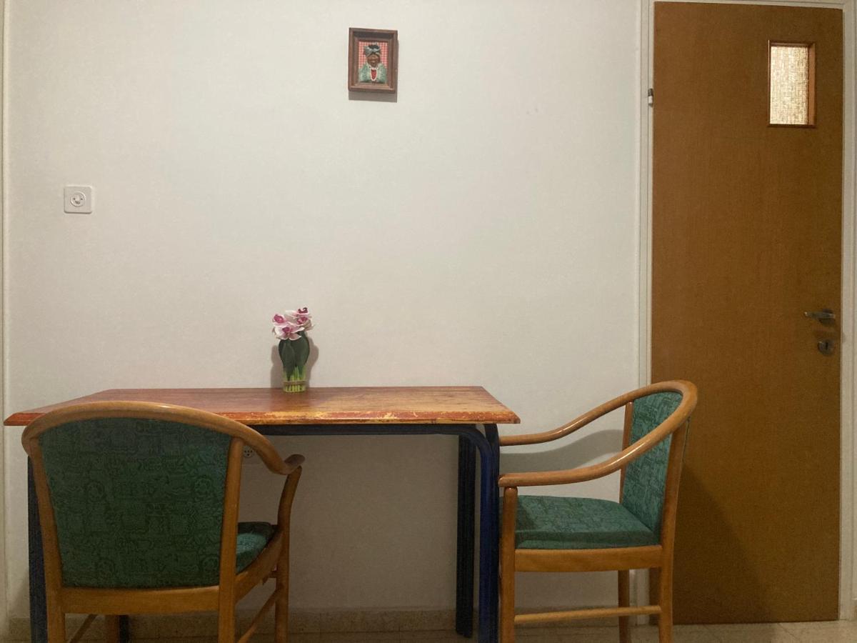 דירות ערד The Little Dorm And Beer מראה חיצוני תמונה